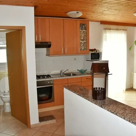 Apartman Sanela * Razanac