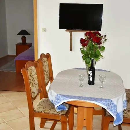 Apartman Sanela Appartement Ražanac